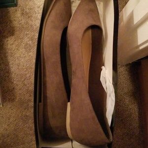 Army green flats size 10